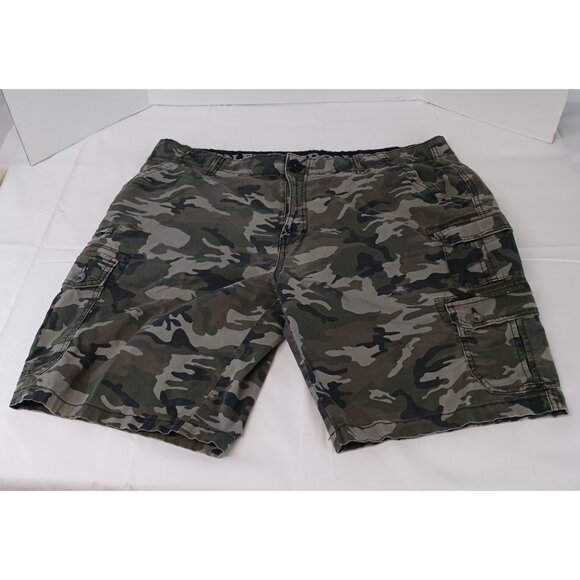 Iron Flex Shorts Men's 40 Green Camo 8 Pockets Cargo Hunting Fishing 98% Cotton - Picture 1 of 10